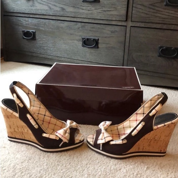 Brown cork Coach wedges with plaid ribbon detail. Comes with original box. - Picture 8 of 11